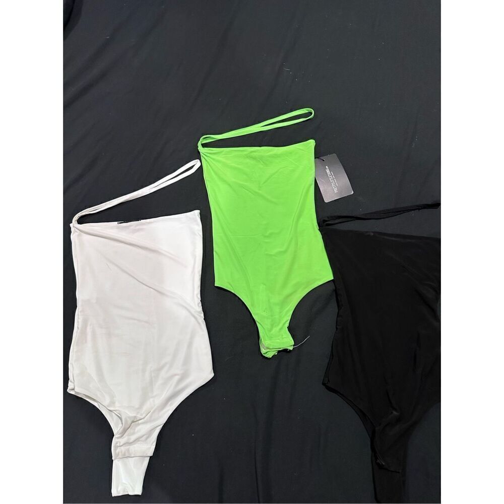 Body suit bundle 3 all fit size XS